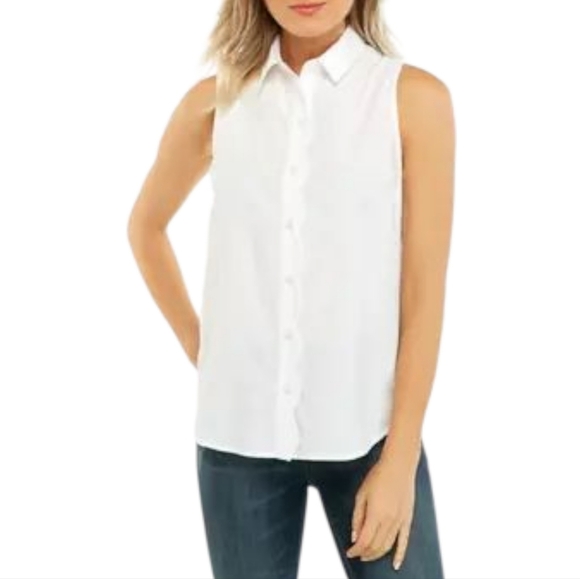 ⛔️SOLD⛔️ KIM ROGERS White Sleevless Size Large Scalloped Buttons - Picture 1 of 2